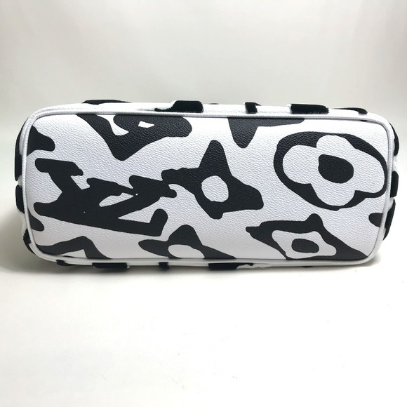 Louis Vuitton Tufted Monogram Handbag Tote Bag White Black - Picture 2 of 8
